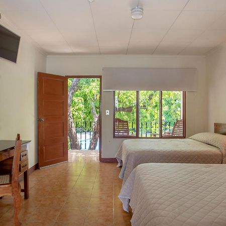 Hotel Boyeros Liberia Bagian luar foto