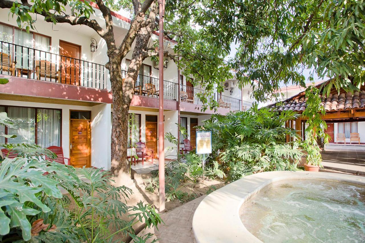 Hotel Boyeros Liberia Bagian luar foto