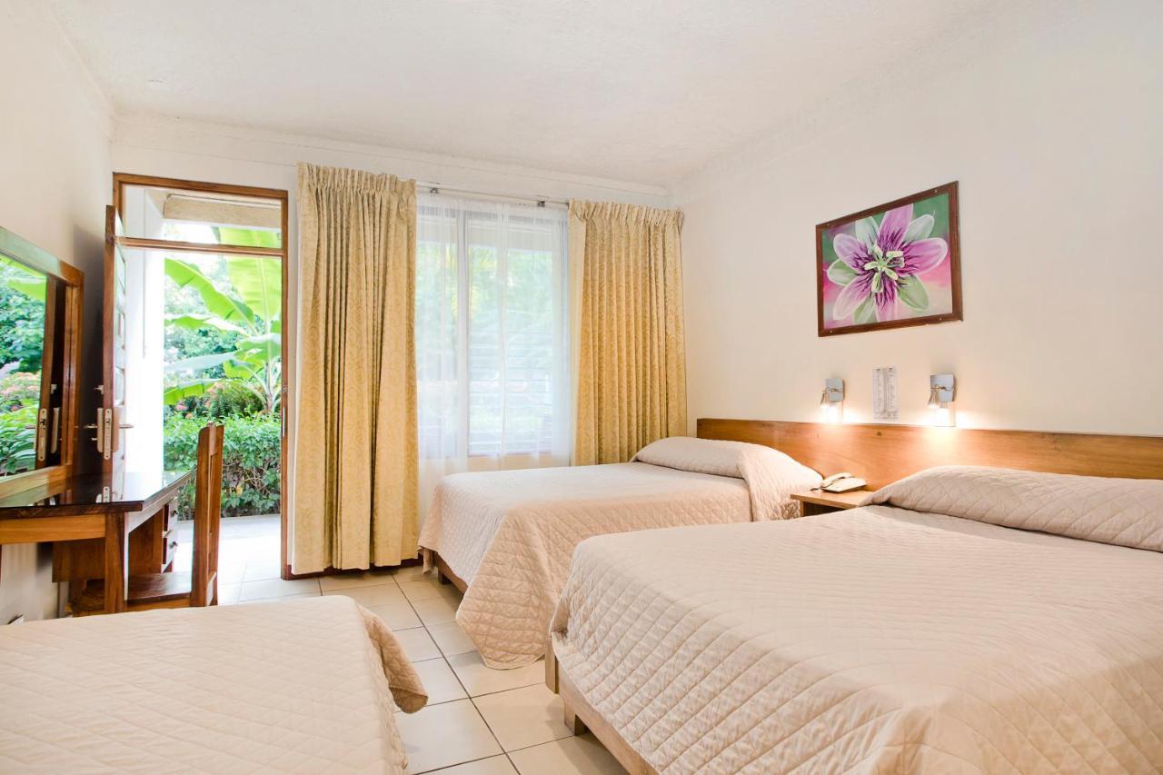 Hotel Boyeros Liberia Bagian luar foto