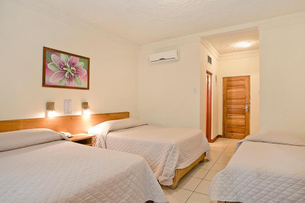 Hotel Boyeros Liberia Bagian luar foto