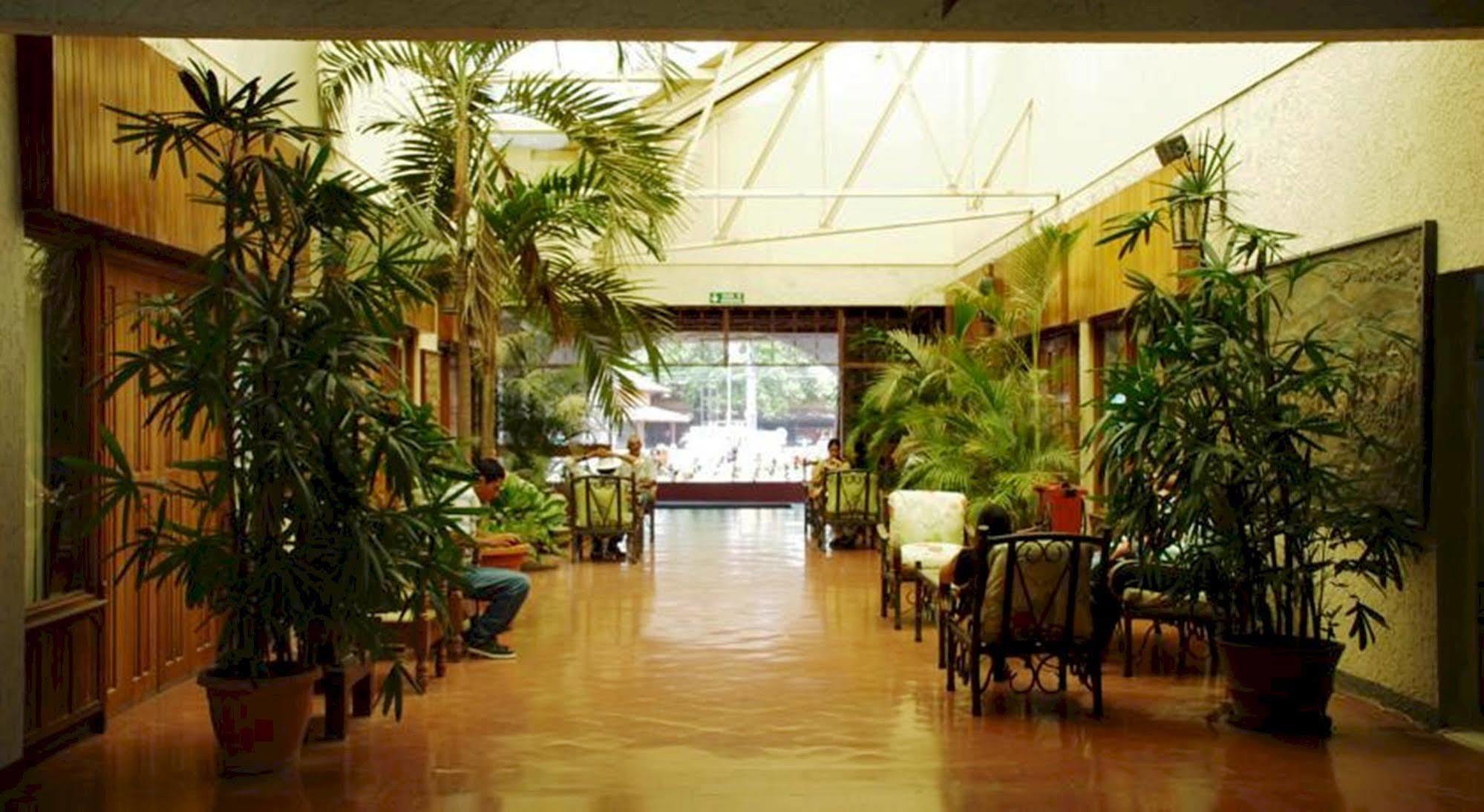 Hotel Boyeros Liberia Bagian luar foto